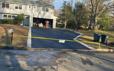 Fresh Asphalt Driveway with Concrete Curbing & Apron – Holmdel, NJ