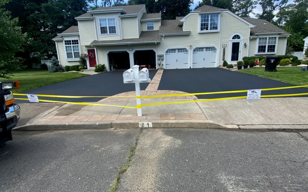 Wide Asphalt Driveway with Belgian Block Border & Paver Apron – Oceanport, NJ